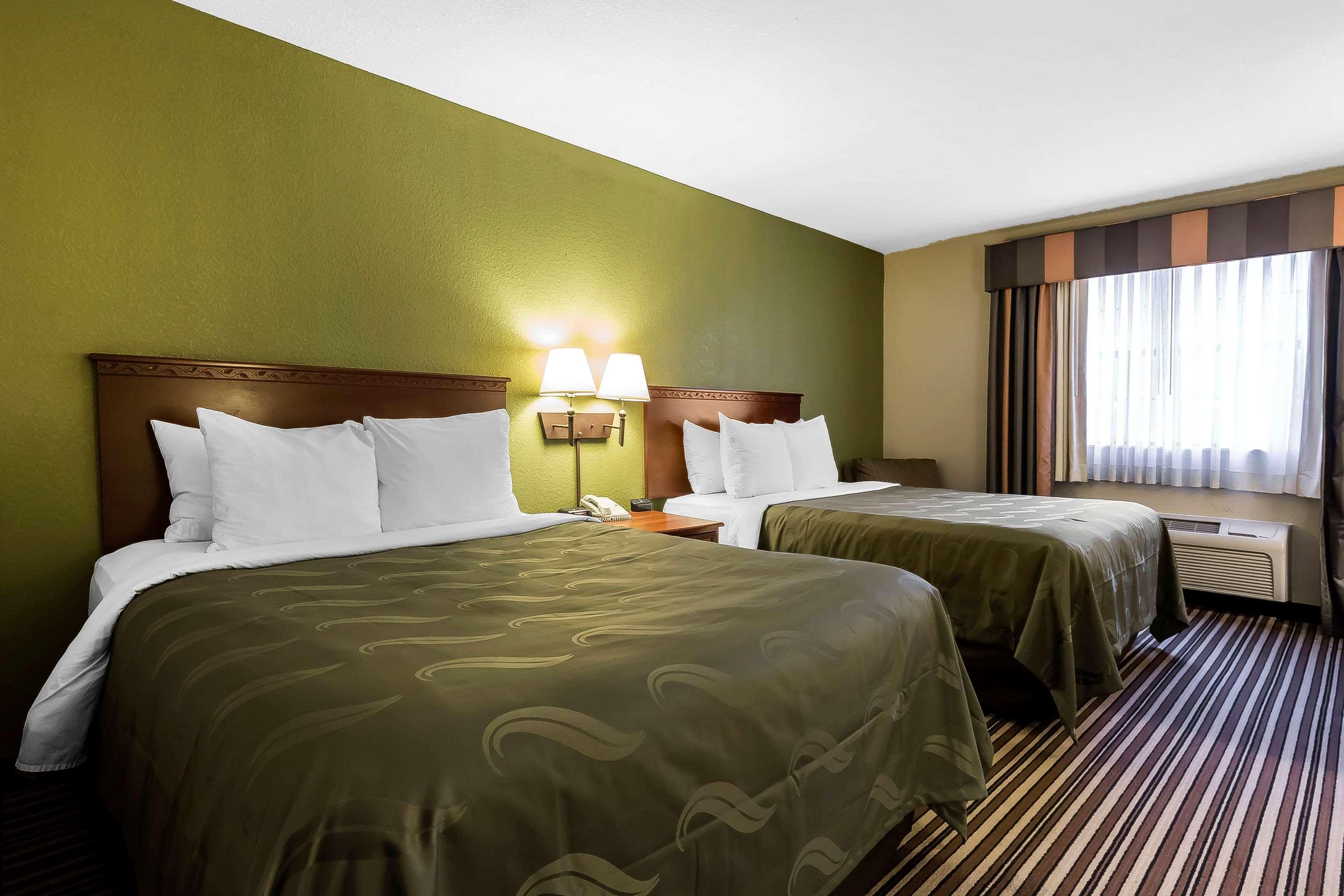 Quality Inn & Suites Columbia I-70 エクステリア 写真