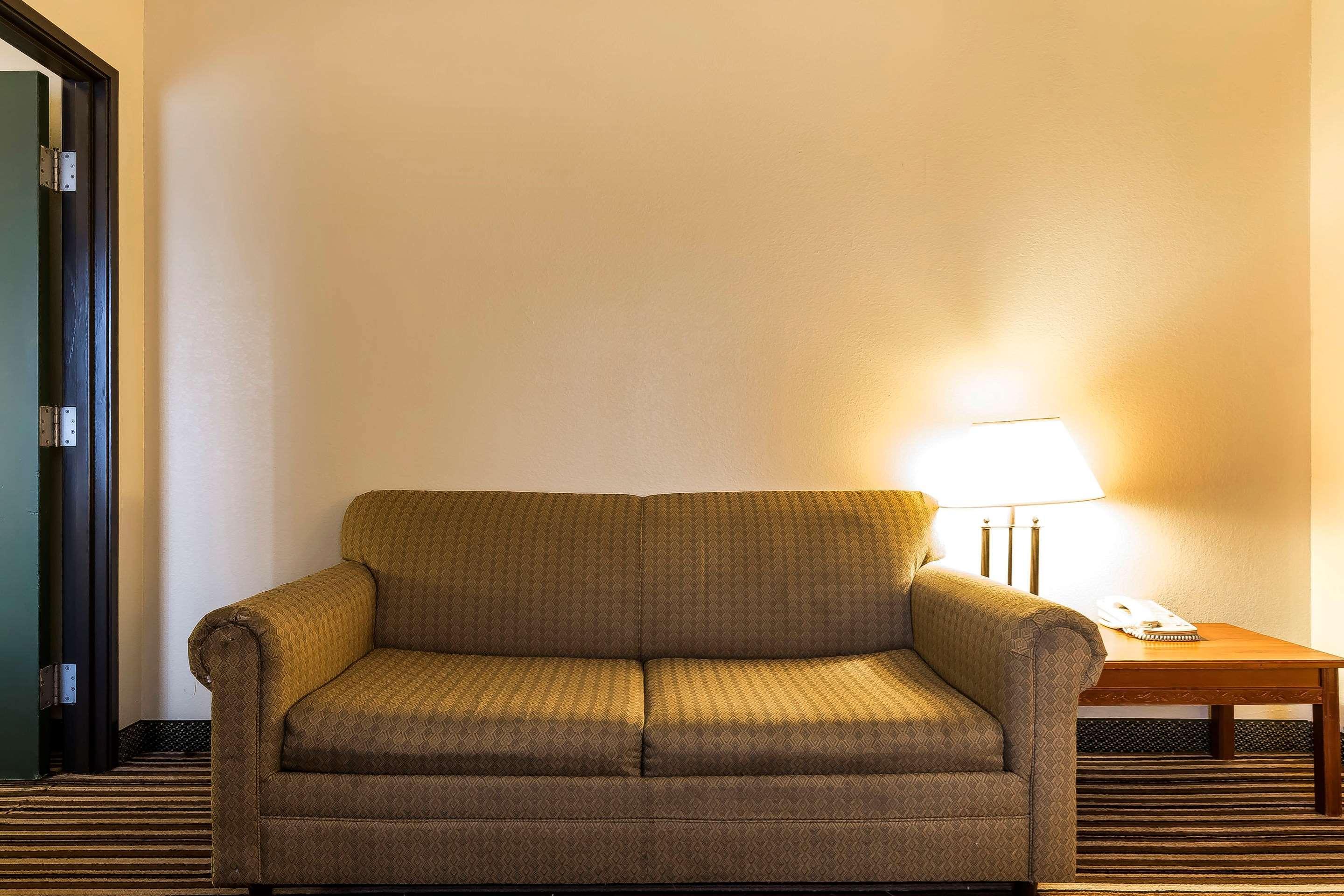 Quality Inn & Suites Columbia I-70 エクステリア 写真