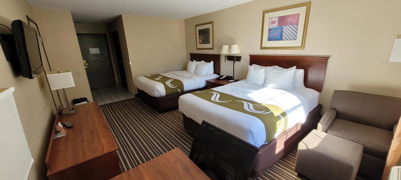 Quality Inn & Suites Columbia I-70 エクステリア 写真