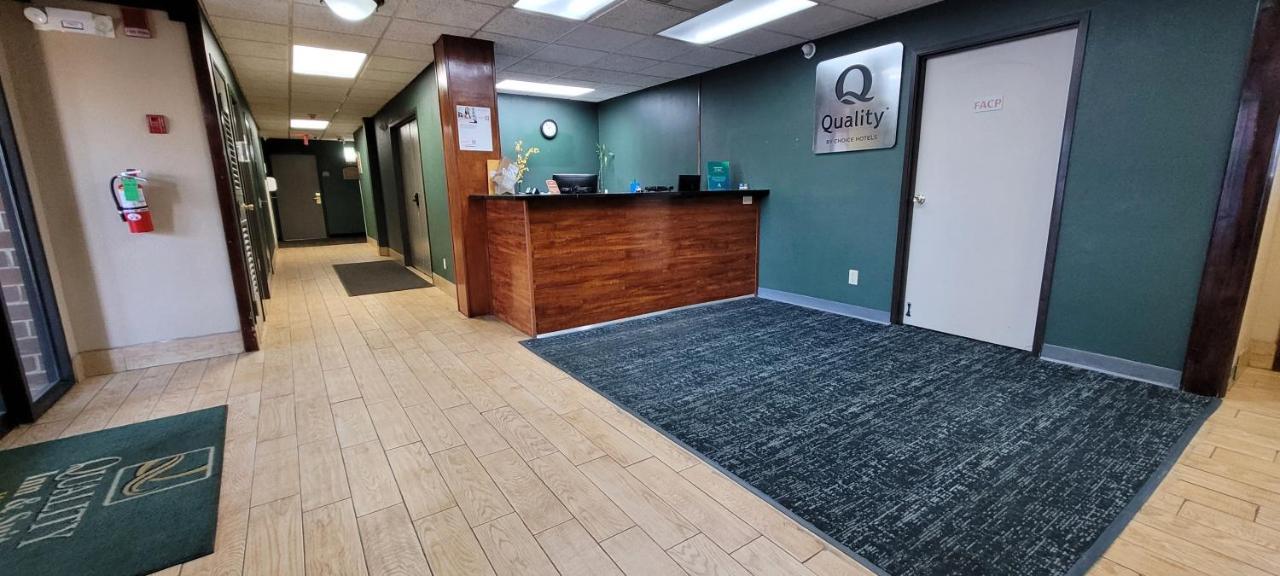 Quality Inn & Suites Columbia I-70 エクステリア 写真