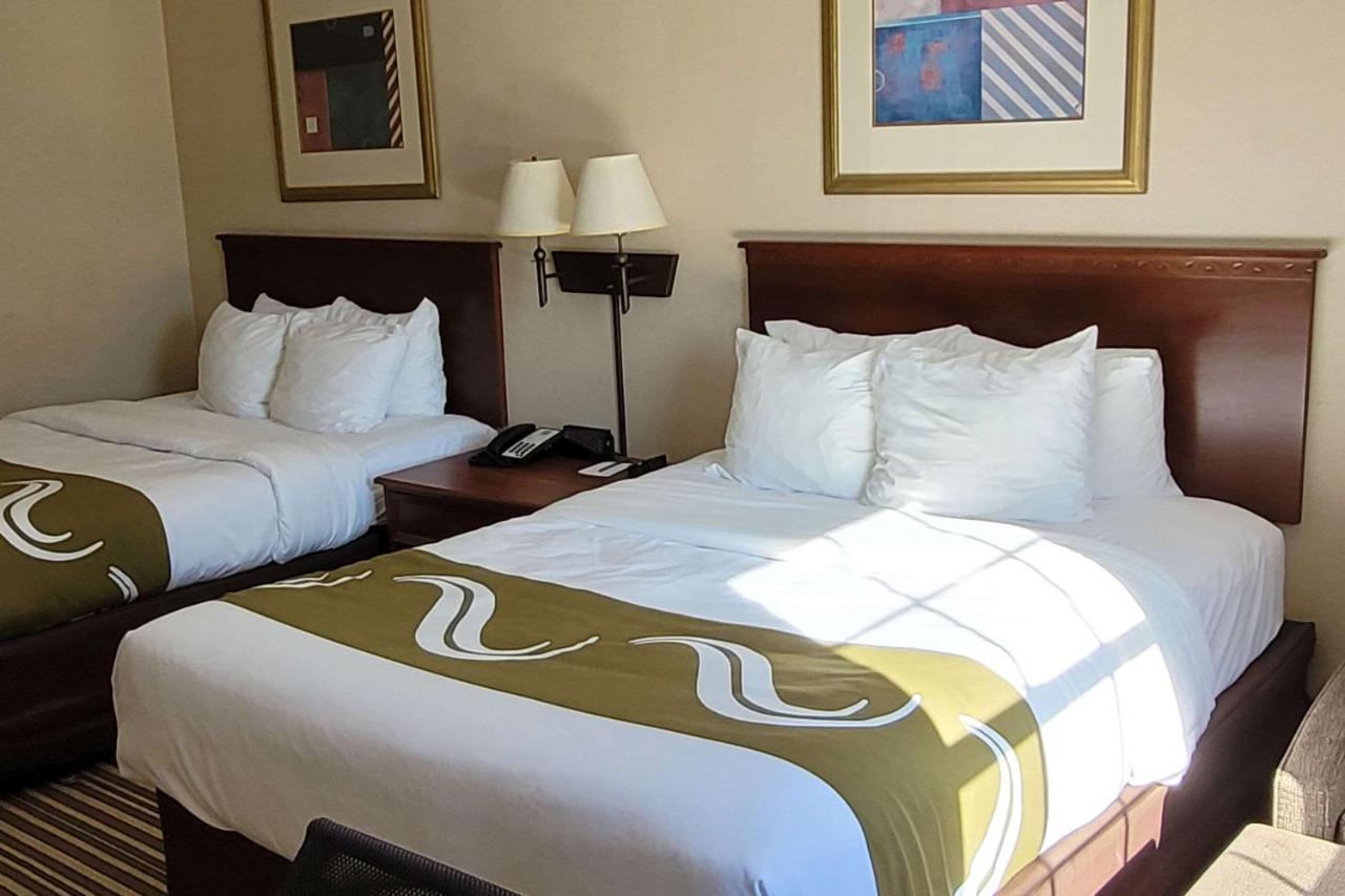 Quality Inn & Suites Columbia I-70 エクステリア 写真