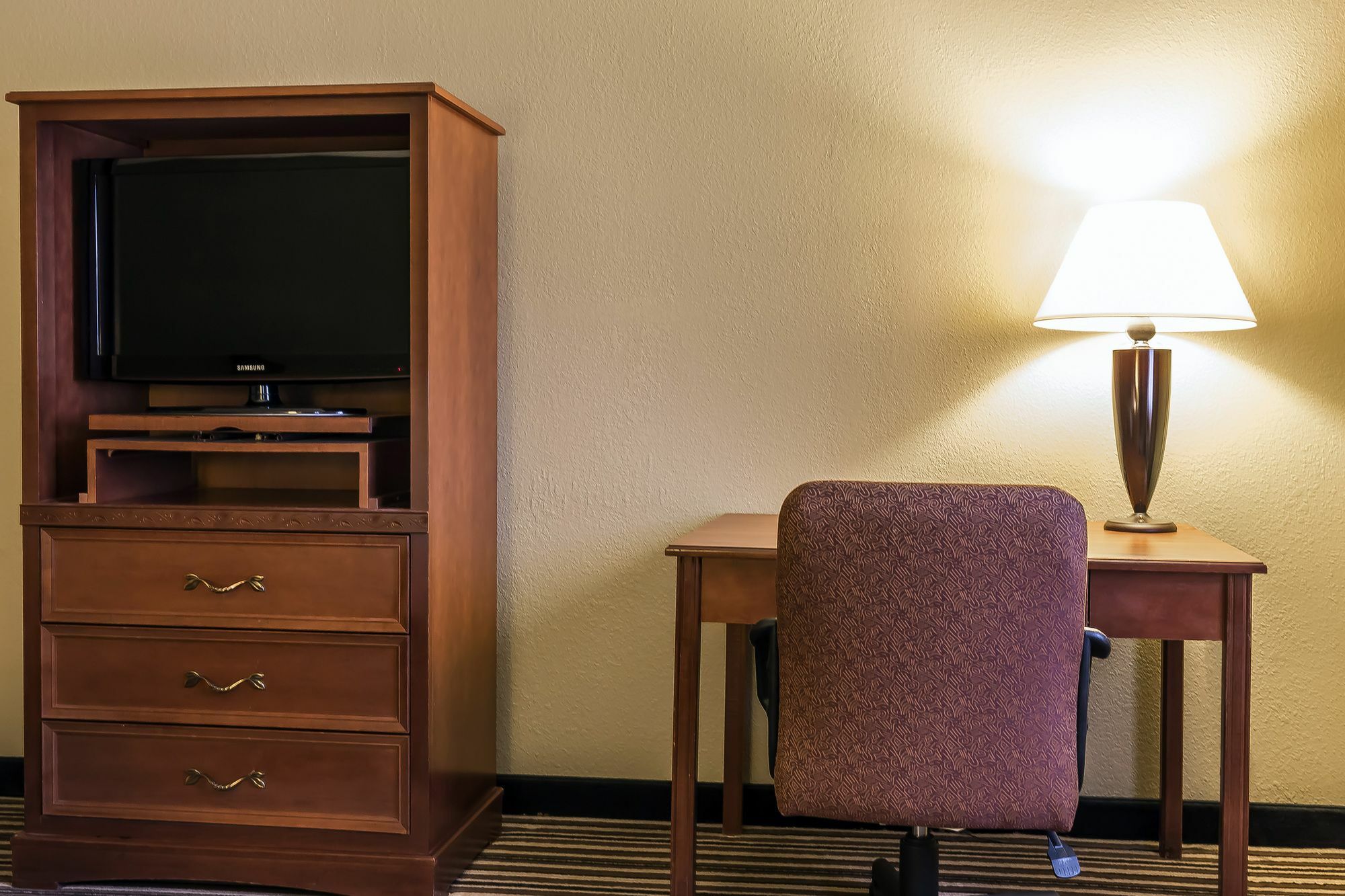 Quality Inn & Suites Columbia I-70 エクステリア 写真